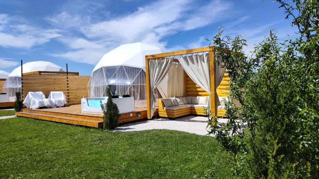 Jewelberry Glamping Hotel Tbilisi Mtsʼkhetʼa Exterior foto